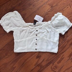 NWT’s Sexy Mama Maternity Off Shoulder Top White Puff Sleeve Button Front Size 2